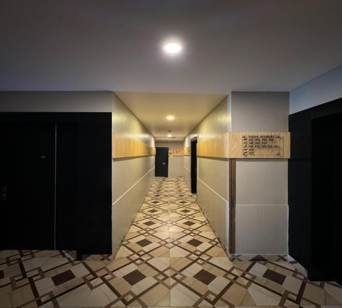 Hotel Runway Inn Pura Raghunāth 외부 사진