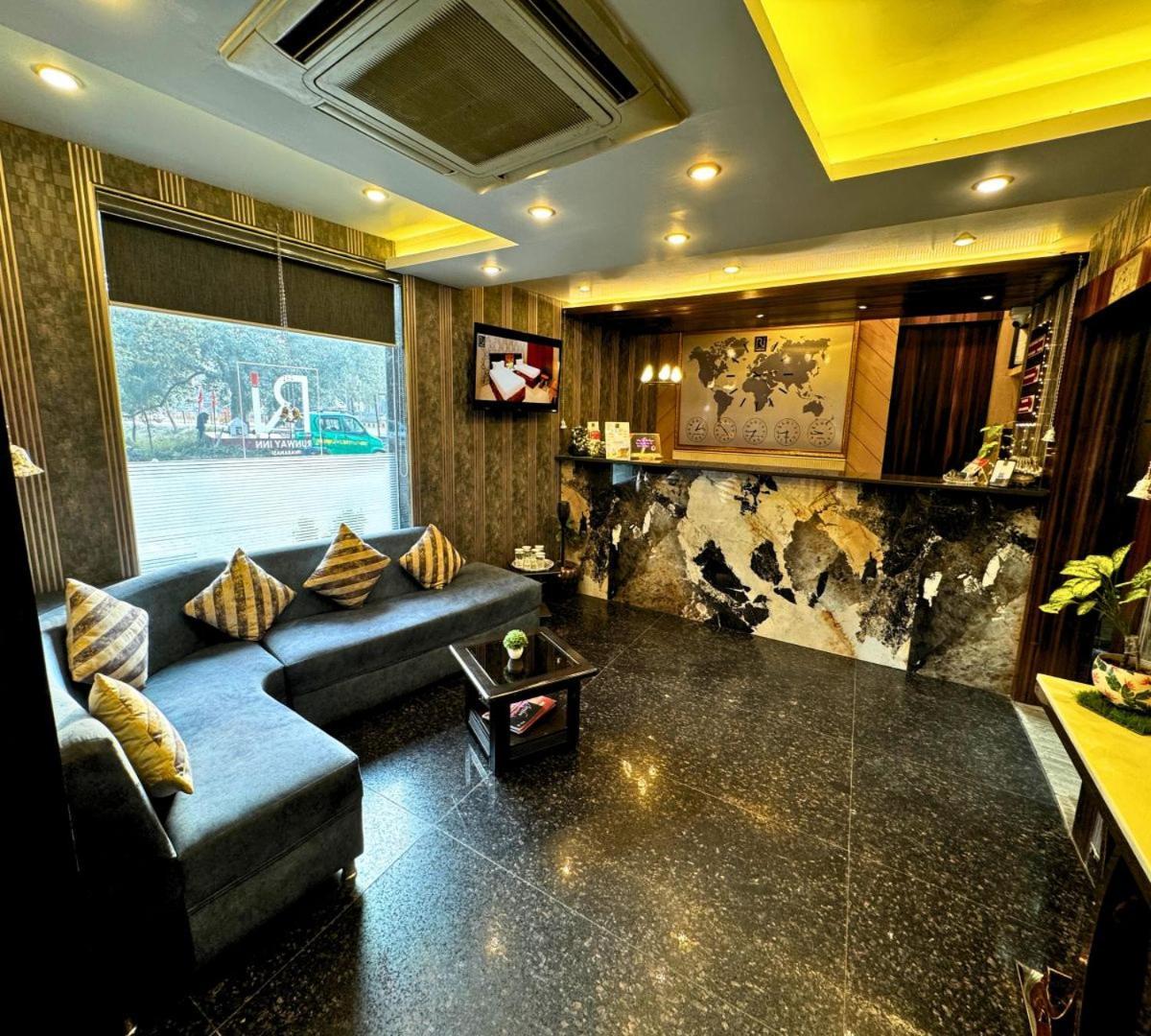 Hotel Runway Inn Pura Raghunāth 외부 사진