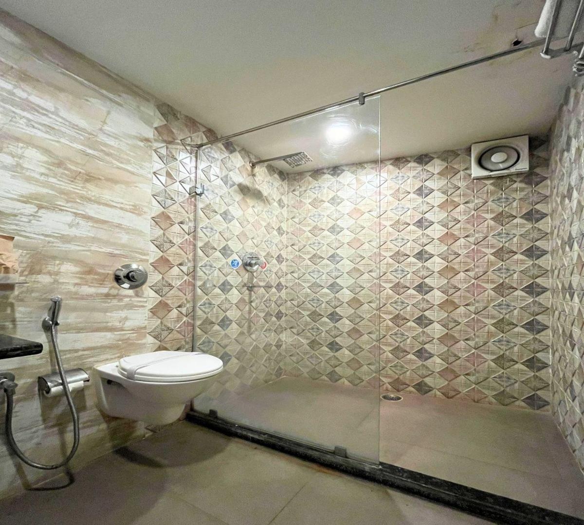 Hotel Runway Inn Pura Raghunāth 외부 사진