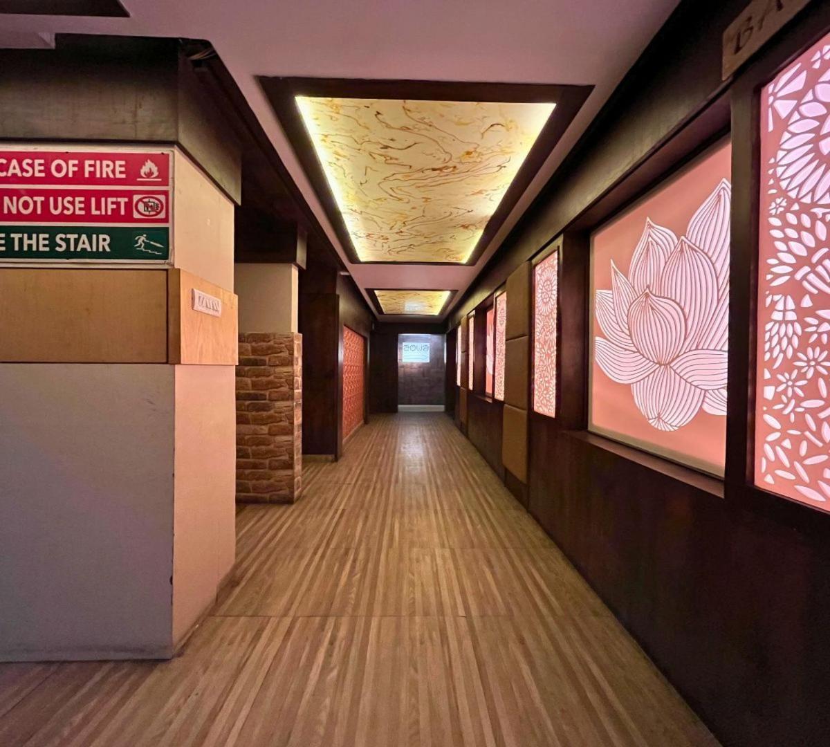Hotel Runway Inn Pura Raghunāth 외부 사진
