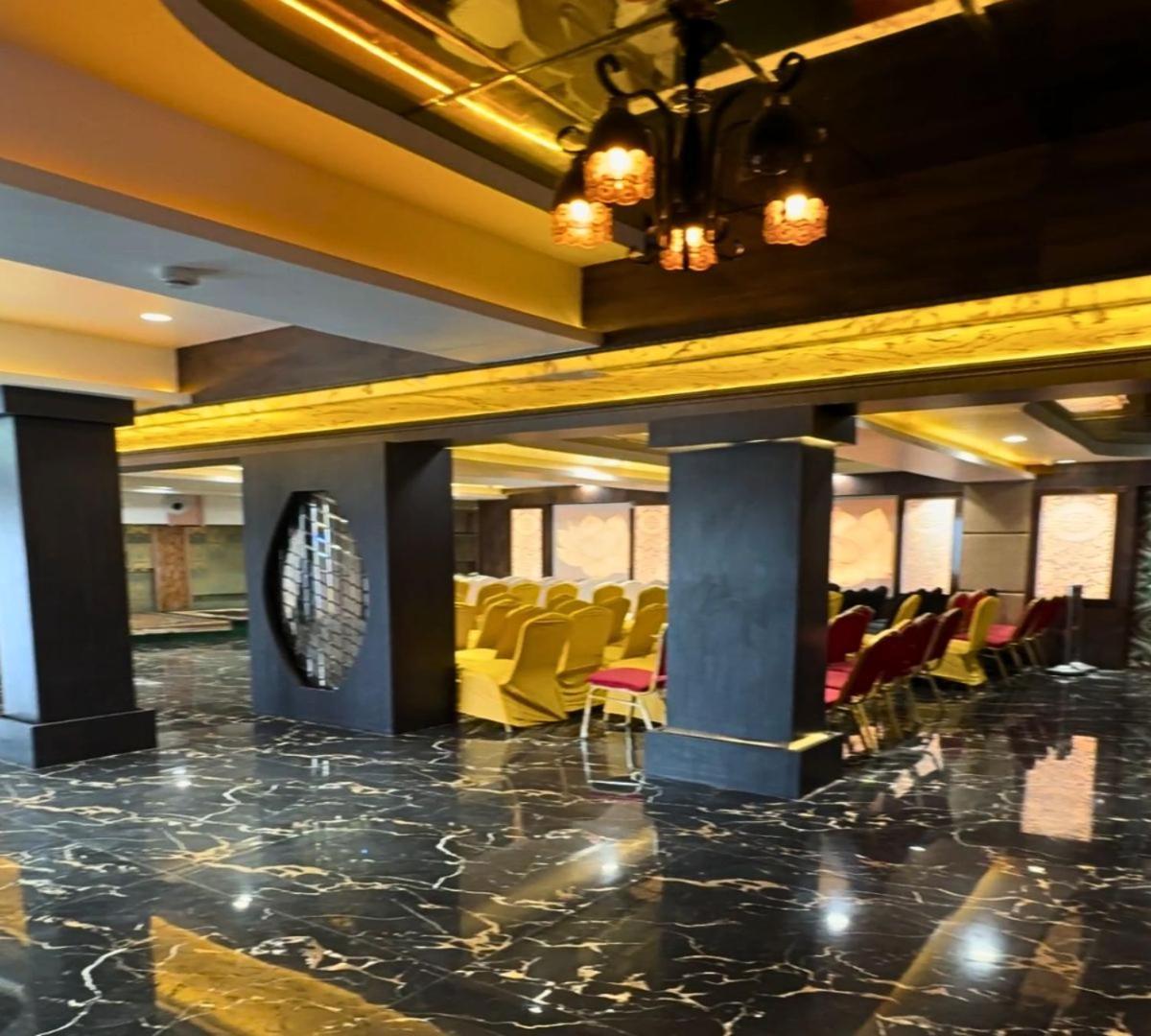 Hotel Runway Inn Pura Raghunāth 외부 사진